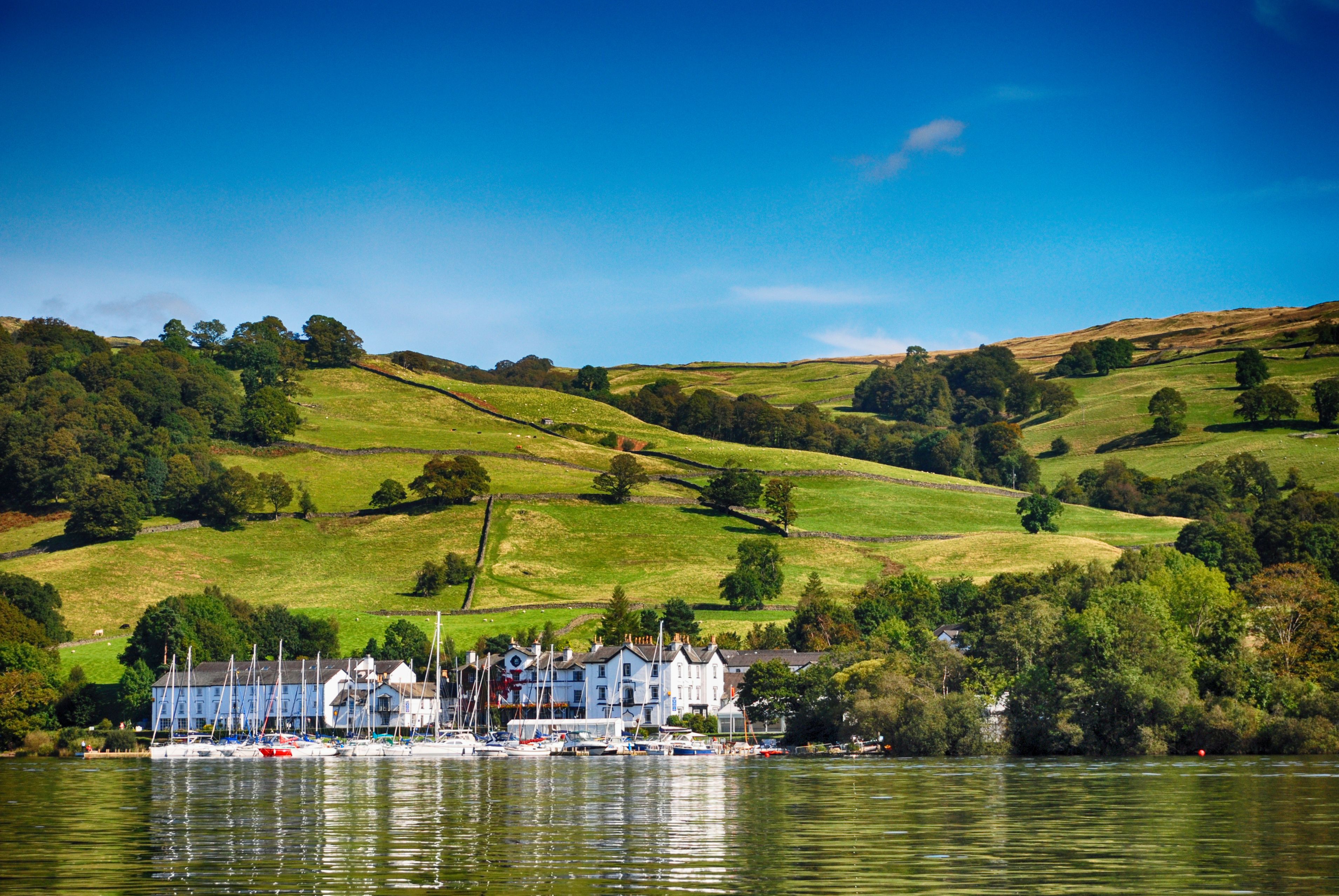 England: Summer Gardens of the Lake District